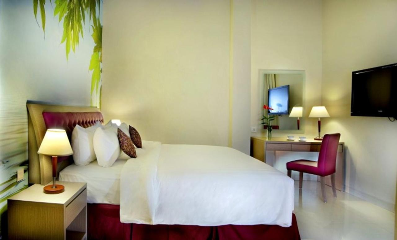 होटल Kuta Park 4*